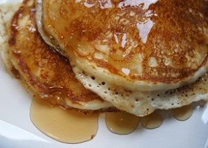 Fluffy pancake recipe/Lara 604/flickr 